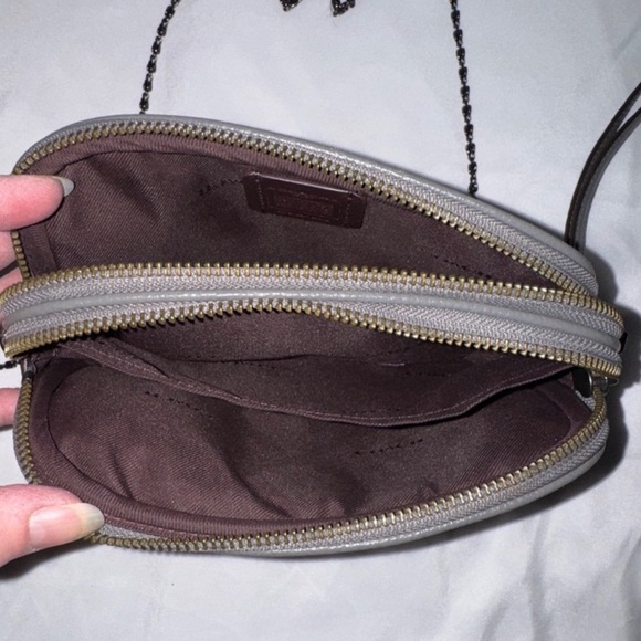 Coach RARE Coach Praire Rivet Double Zip Crossbody Clutch w Studs/dustbag - Picture 3 of 10